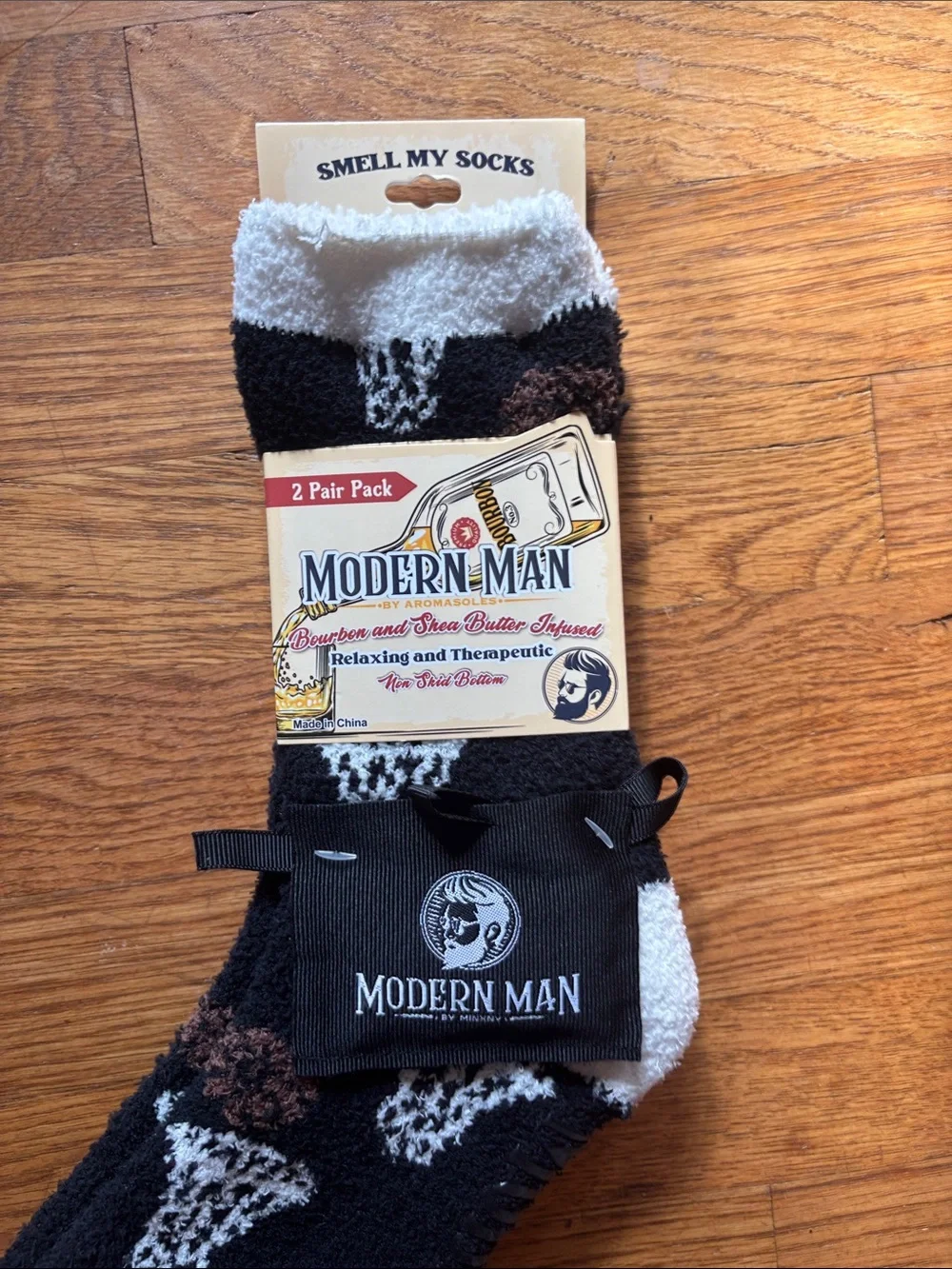 Men's Black Patterned Fuzzy Crew Socks - 2 Pack